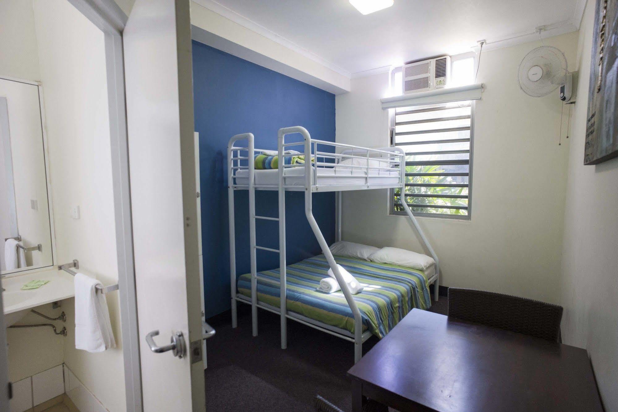 Melaleuca On Mitchell - Darwin Yha Hostel Exterior photo